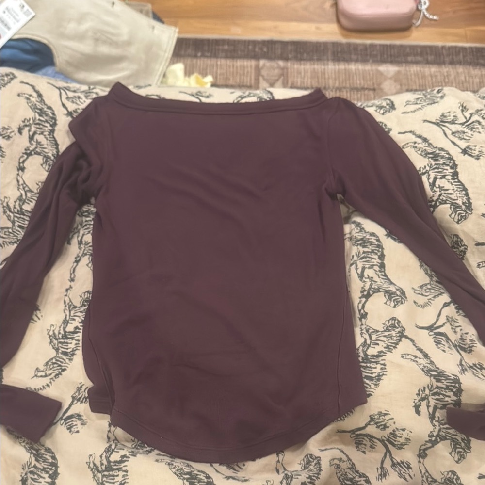 Lululemon maroon wide neck ribbed shirt